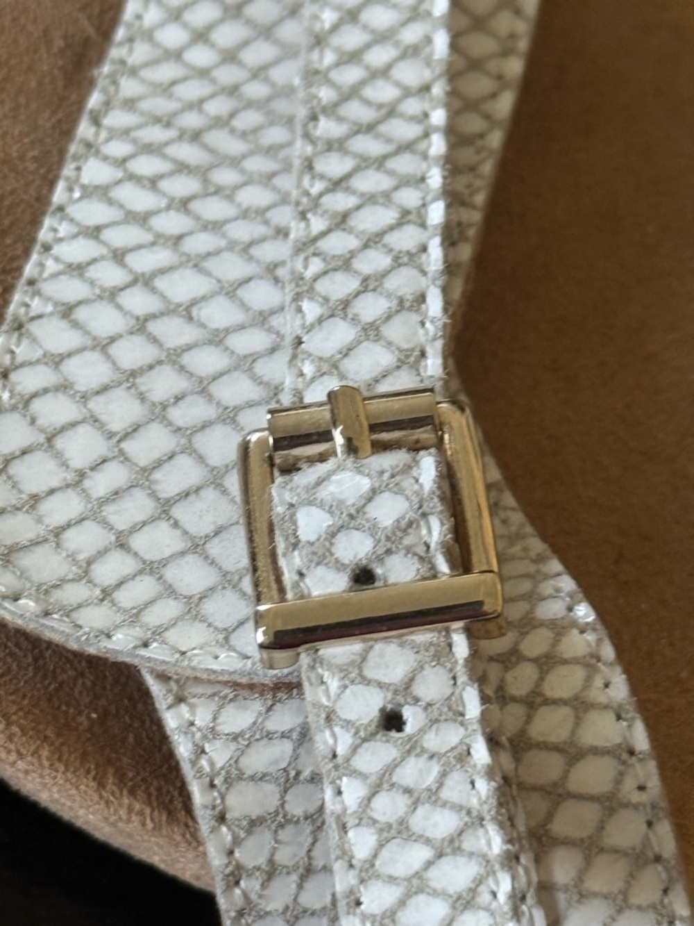 Vionic Noble Laurie White Snake Print Leather Low Wedge Sandals - Picture 6 of 9
